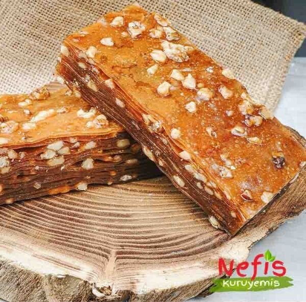 walnut fruit pulp  (cevizli pestil)